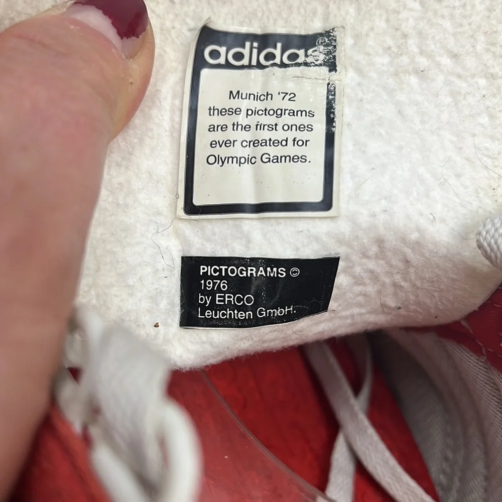 Men’s Adidas Sz 9 Red White SL 76 Munich 72 Rare 2008 Samba Athletic Track Shoes